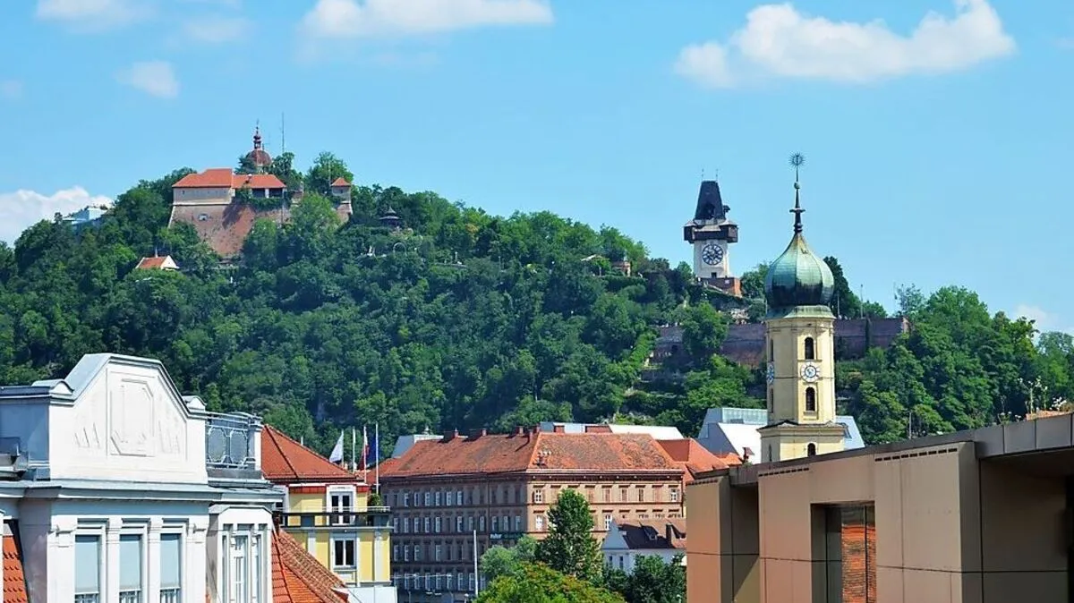 Von 8 bis circa 15.30 Uhr ist der Schloßberg gesperrt und nur über die Schloßbergbahn erreichbar - und das nur für Ticketbesitzer