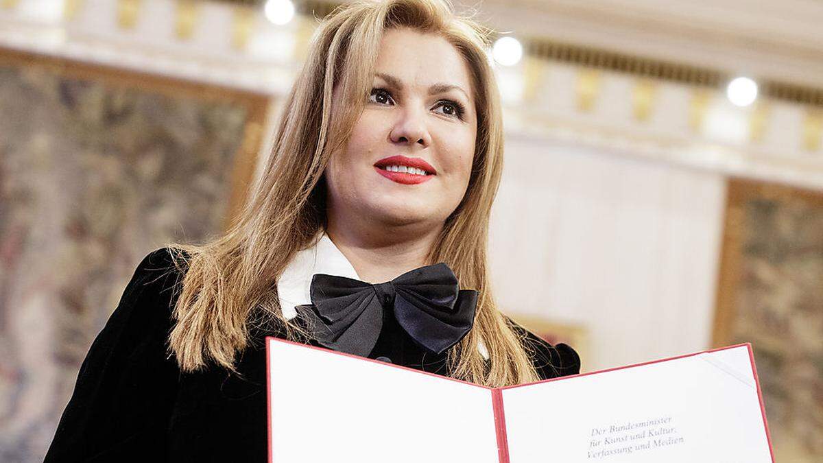 Erblondet und geehrt: Anna Netrebko