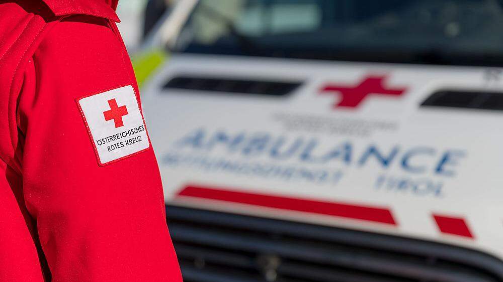Einsatzort war für Rot-Kreuz-Mitarbeiter nicht über eine Straße erreichbar