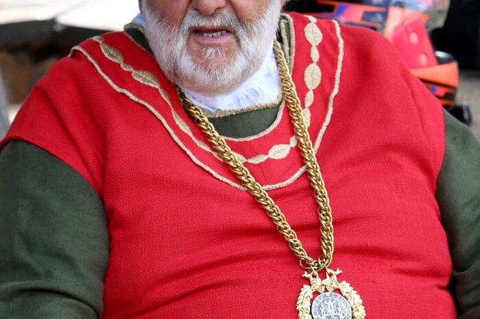 .....sowie "Alt-Fürst" Max Koschitz (Foto) ließen sich dieses Spektakel nicht entgehen. 