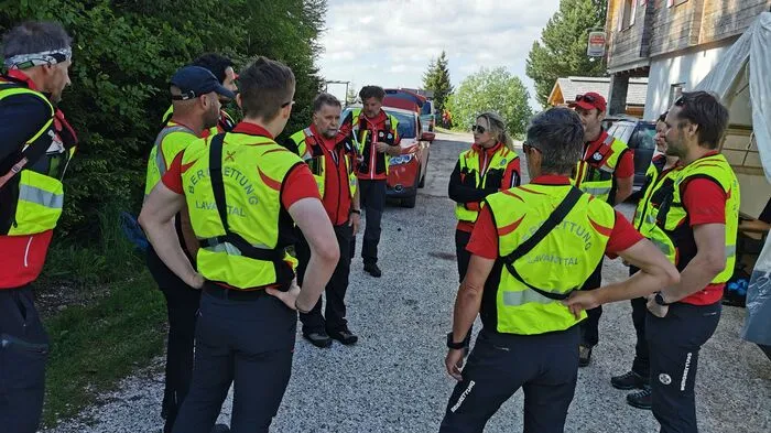 An der Übung nahmen die Bergrettung St. Andrä und der KAT-Zug des Roten Kreuzes Wolfsberg teil