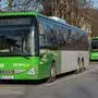 Auf diesem Streifen parken die Busse am Bahnhof Weiz