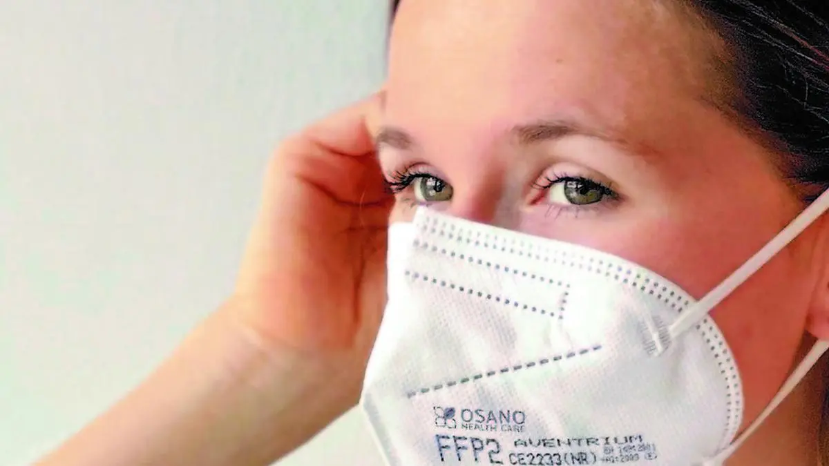 FFP2-Masken müssen in Österreich etwa in Geschäften oder öffentlichen Verkehrsmitteln getragen werden