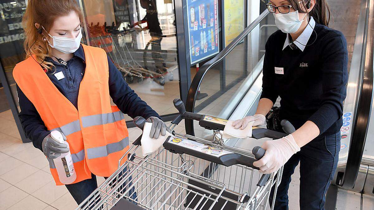 Handelsmitarbeiterinnen (Symbolfoto)