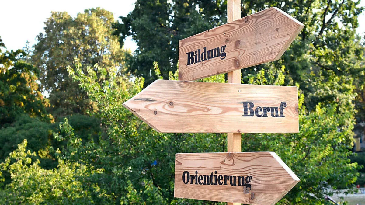 Der eigene Bildungs- und Berufsweg kann in viele verschiedene Richtungen führen.
