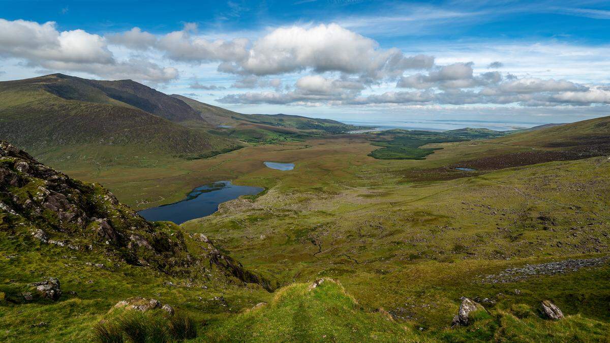 Ausblick vom Conor Pass auf der Dingle-Halbinsel