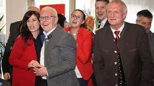 Jubel bei der SPÖ im Bezirk Spittal: Petronilla Pirih, Alfred Tiefnig, Sara Schaar und Günther Novak