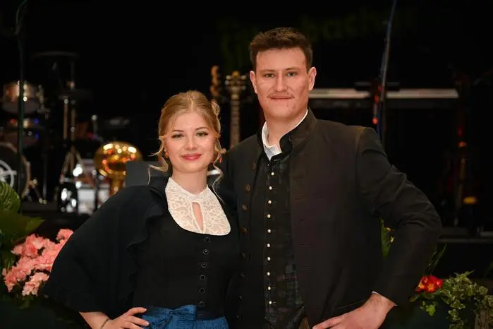 „Wir bieten heuer auch Spezialgetränke für unsere Gäste an, zum Beispiel den Guttaringer, den wir selbst hergestellt haben. Wir sind ein tolles Team, deshalb gilt unser Dank allen Mitgliedern für ihre Hilfe.“, erzählen Kuss und Perchthaler.