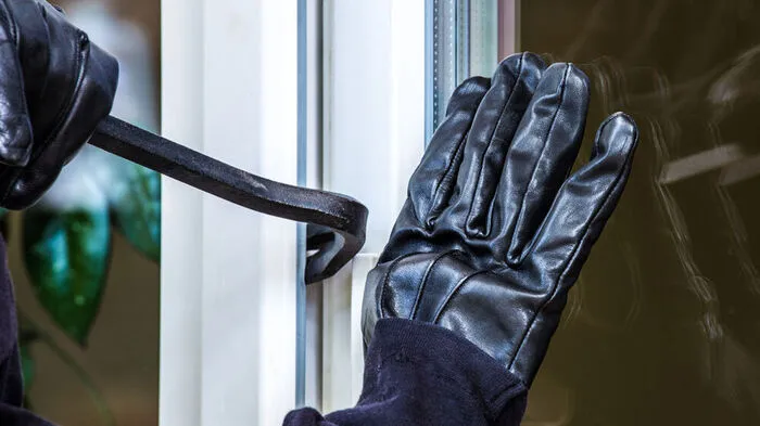 Die Täter brachen in eine Almhütte ein