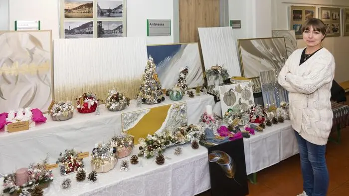 Am vergangenen Freitag und Samstag verwandelte sich das Rathaus Knittelfeld wieder in einen Marktplatz für Kreativität und Handwerk. Mehr als 40 Künstler aus der Region präsentierten auf drei Stockwerken ihre Werke.