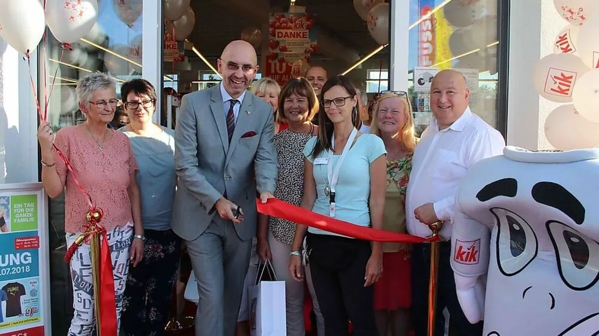 Eröffnung der Kik-Filiale in Knittelfeld durch Vizebürgermeister Guido Zeilinger