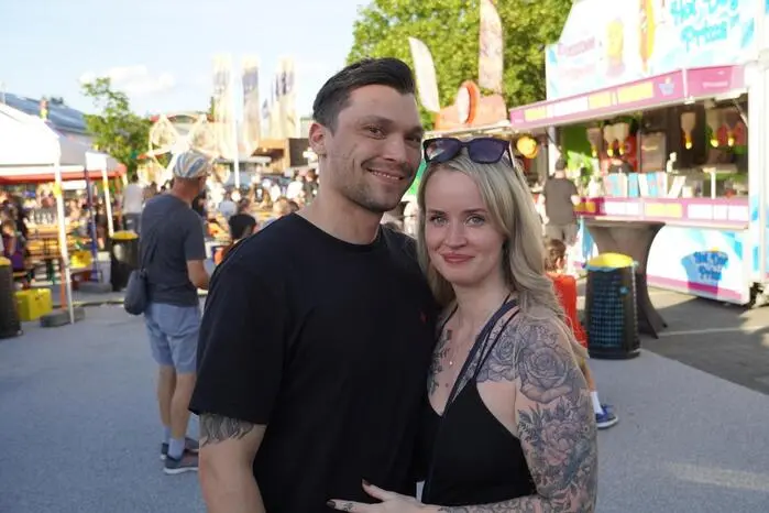 Für staunende Gesichter sorgte die tägliche Live-Roboter-Show. Ebenfalls beliebt waren die Mystery-Pakete, bei denen ungeöffnete Versandpakete für Überraschungen sorgten. 