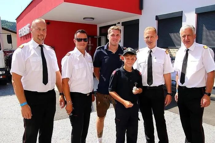 Unter den Gästen waren Vizebürgermeister Kurt Christof, Landesbranddirektor-Stellvertreter und Bereichsfeuerwehrkommandant Christian Leitgeb, sein Stellvertreter Brandrat Josef Pirstinger, Abschnittsbrandinspektor Bernhard Haller sowie zahlreiche Abordnungen von Feuerwehren.