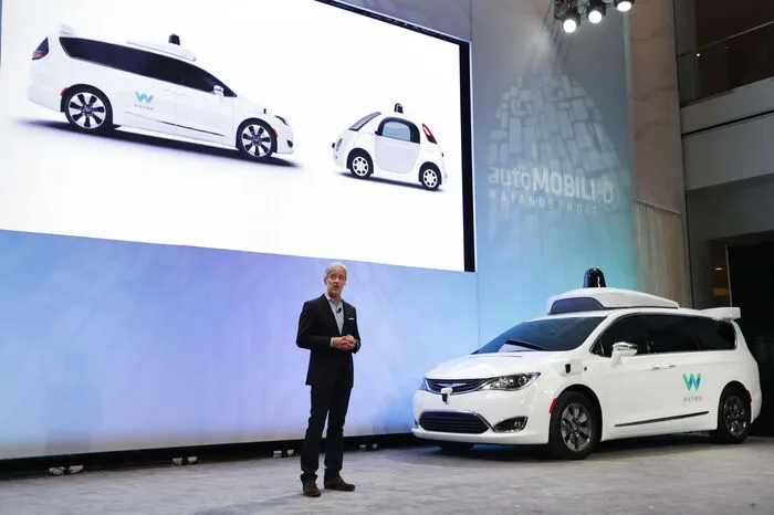 Bisher werden in Kooperation mit Fiat Chrysler Minivans des Modells Chrysler Pacifica umgerüstet. Diese Flotte wird gerade von 100 auf 600 Fahrzeuge aufgestockt.
