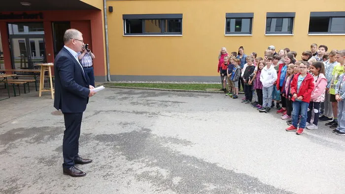 Klicken Sie sich durch die Fotogalerie der Eröffnungsfeier.