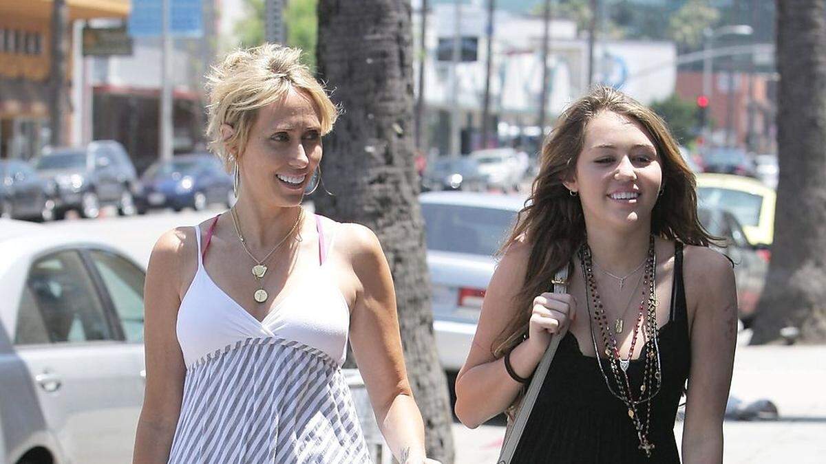 Tish Cyrus mit Tochter Miley Cyrus 