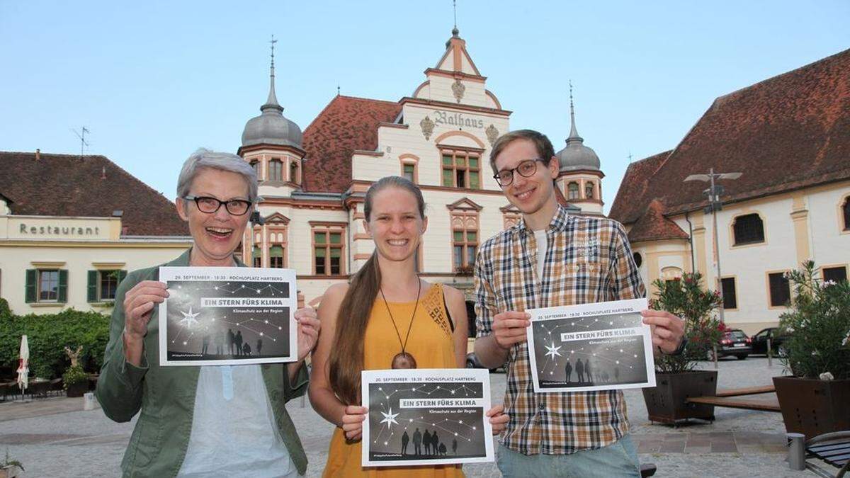 Die Umweltaktivisten Christa Kampl, Carina Hofer und Daniel Kohlfürst