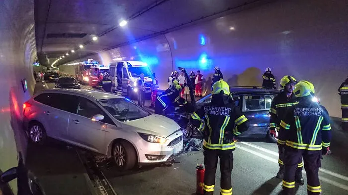 Der erste Unfall ereignete sich...