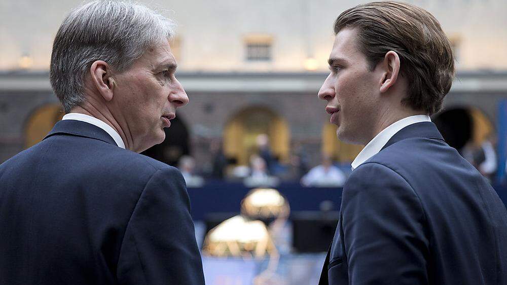 Der britische Außenminister Philip Hammond und Sebastian Kurz  