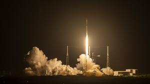 Im August startete eine SpaceX-Rakete mit 21 Starlink Satelliten an Bord ins All