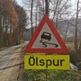 Die Ölspur zieht sich im Ortsteil Siegensdorf über einen Kilometer