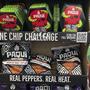 Der Chip wird mit Extrakten von zwei der schärfsten Chili-Sorten gewürzt: Carolina Reaper und Naga Viper. Verkauft werden die Maischips der Marke Paqui einzeln – in einer Box in der Form eines Sargs.