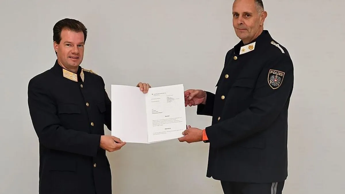 Landespolizeidirektor Gerald Ortner und Kontrollinspektor Kurt Berger 