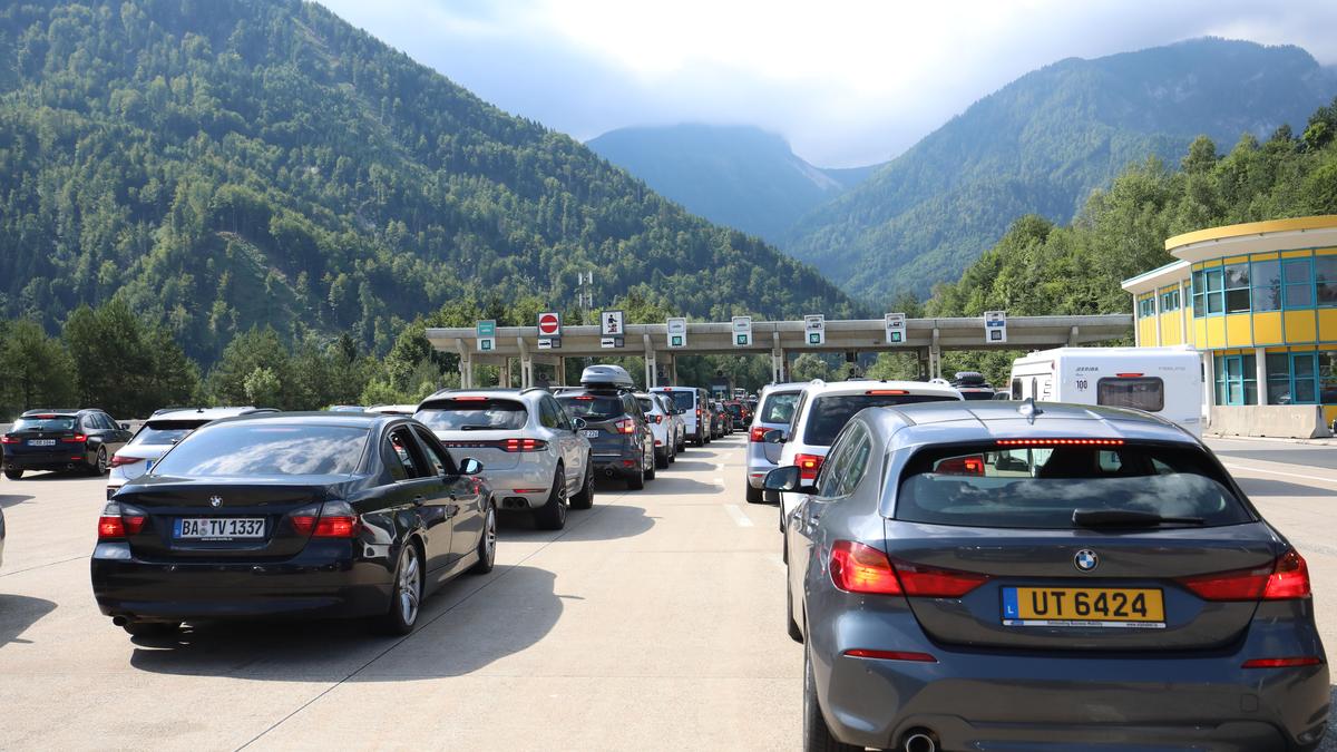 Ein „Fixpunkt“ in der sommerlichen Staubilanz: Der Karawankentunnel auf der 
A 11 in Kärnten