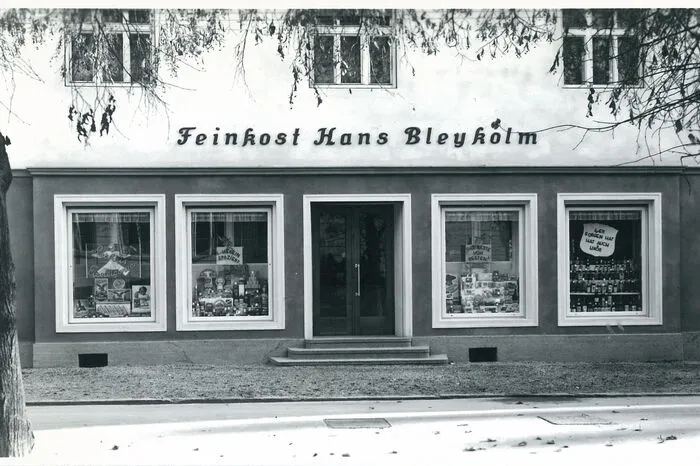 In den 50er Jahren änderte sich der Name von "Delikatessen Bleykolm" zu "Feinkost Bleykolm"