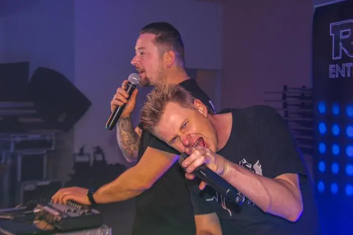 Der Entertainer Remidemi ist extra aus Tirol angereist und sorgte für Bombenstimmung