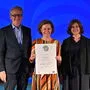 Otto Hochreiter, Sibylle Dienesch und Martina Zerovnik bei der Preisverleihung