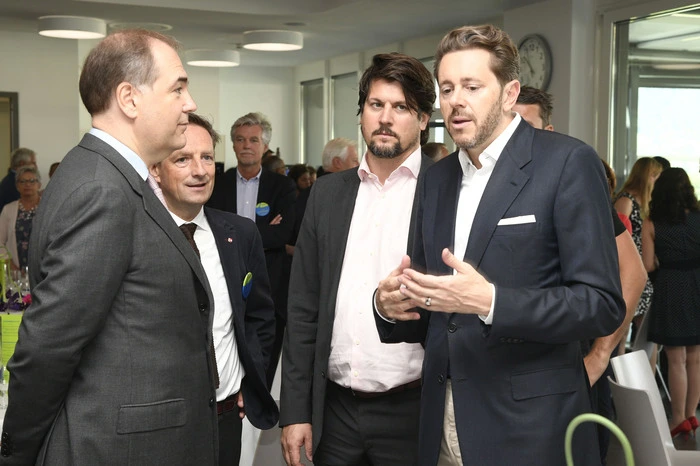 Johannes Baillou, stellvertretender Vorsitzender des Vorstands der E. Merck KG, Landesrat Christian Benger, Christoph Kulterer, Präsident der Industriellenvereinigung und Wirtschaftsminister Harald Mahrer. 