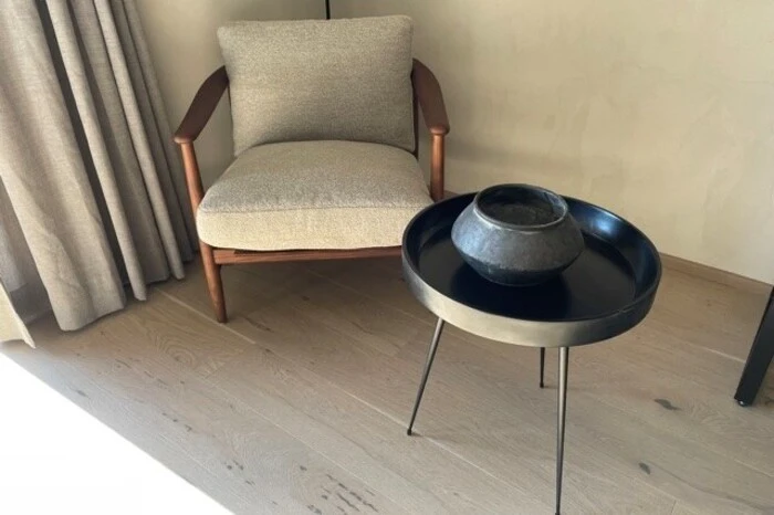 Das Interieur ist eine Mischung aus modern und urig.