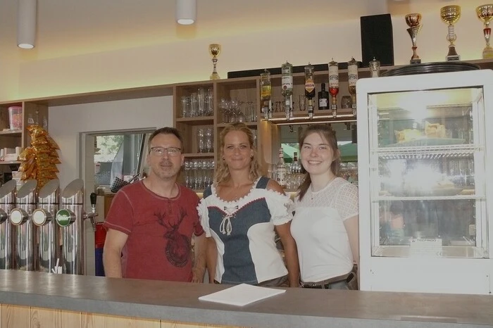 Haubenkoch Christian Übeleis führt das Clubcafe unter dem Namen „Das J.E.R.E“.