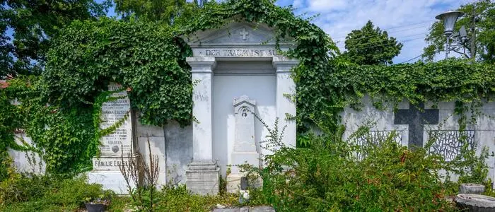 Die steirische Schauspielerin Poldi Seidl ist samt Namen und Foto auf einem Grabstein in St. Ruprecht verewigt – doch sie wurde dort gar nicht beerdigt