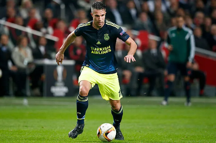 Robin van Persie (33) Nationalität: Niederlande Position: Mittelstürmer Bisherige Vereine: Feyenoord Rotterdam, FC Arsenal, Manchester United Bisherige Erfolge: 1x Englischer Meister, 2x Torschützenkönig (Premier League)