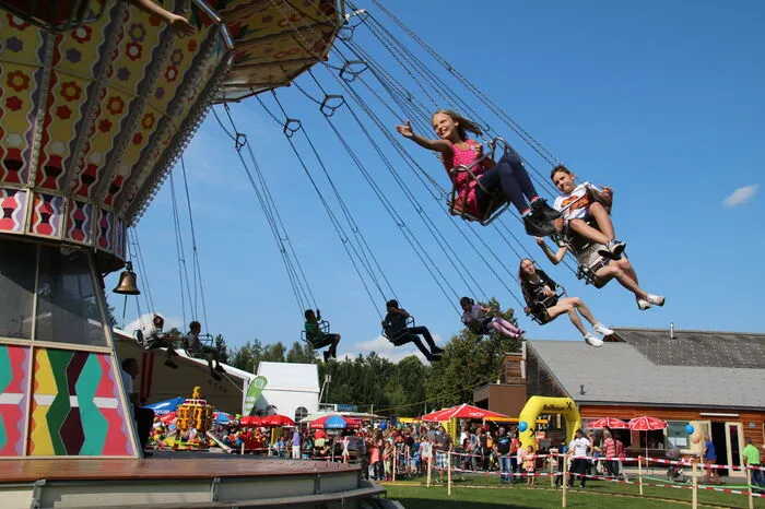 Eines der Ziele des integrativen Familien-Zeltfestes der Barmherzigen Brüder ist es, Menschen mit und ohne Behinderung eine unbeschwerte Begegnung zu ermöglichen.
