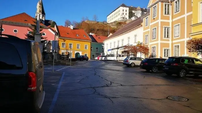 Leere Straßen in Murau am ersten Tag des harten Lockdowns