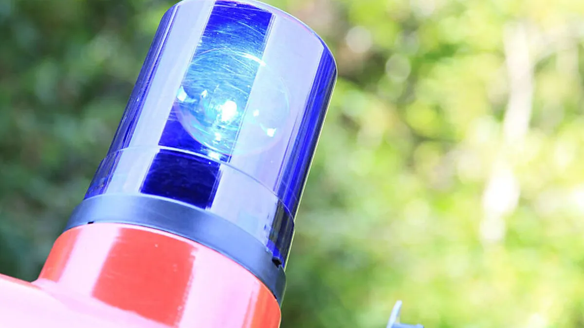 Die Rettung brachte die vier verletzten Lenker ins LKH Villach (Symbolbild)