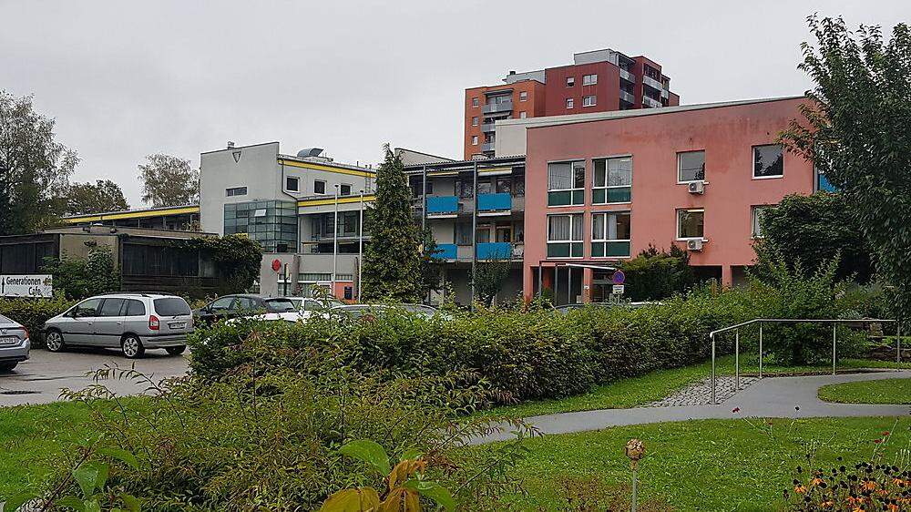 Im Pflegeheim Johann-Böhm-Straße sind mehr als 40 Personen infiziert
