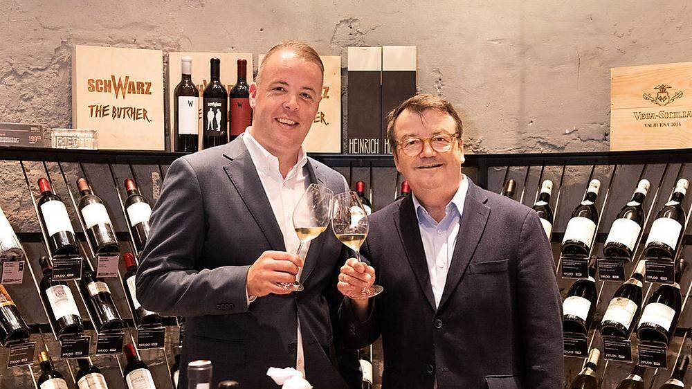 Leopold Schneemann (l.) mit Wein&Co-Geschäftsführer Willi Klinger