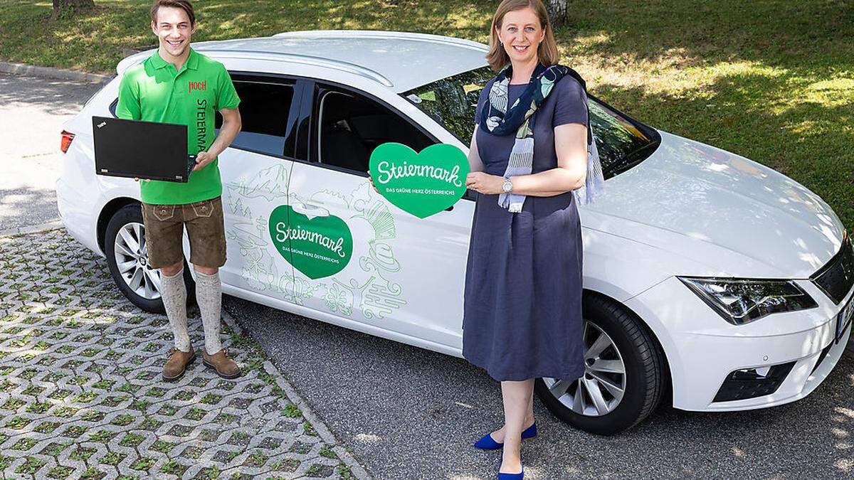 Tourismus-Coach Matthias Pagger und Tourismus-Landesrätin Barbara Eibinger-Miedl 