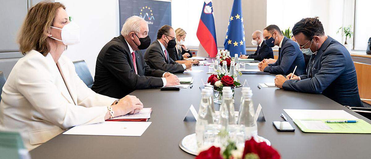 Gespräche im slowenischen Außenministerium