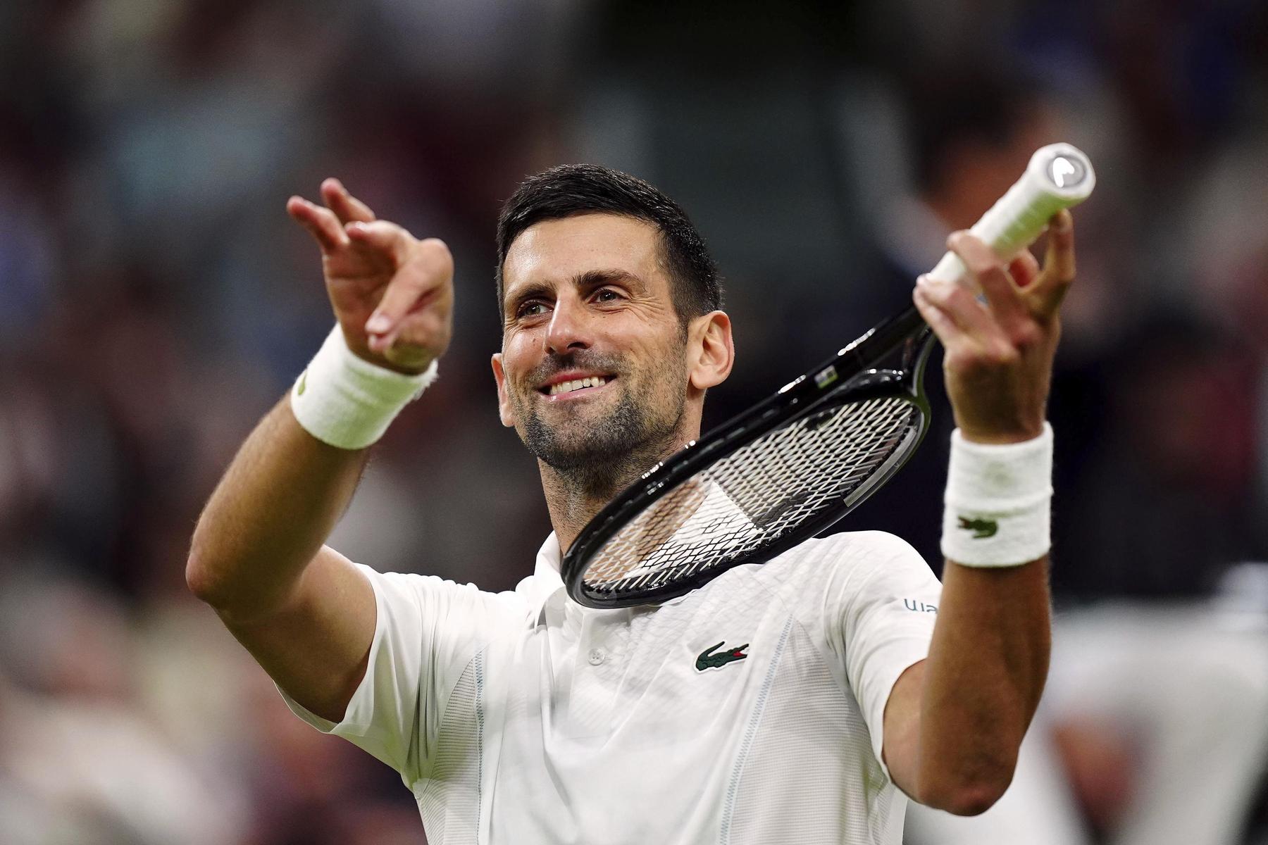 In Wimbledon: Novak Djokovic zieht kampflos ins Halbfinale ein