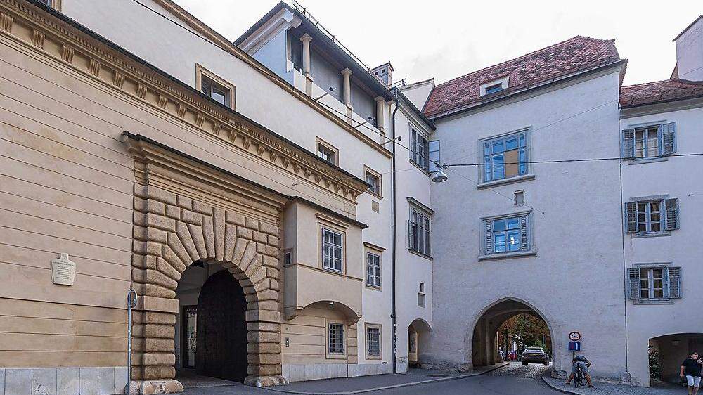 Grazer Burg, Sitz der Landesregierung und Teile der Landesverwaltung