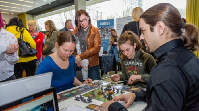 AMS und Wirtschaftskammer luden zur Messe, um ausschließlich Frauen über technische Berufe zu informieren.