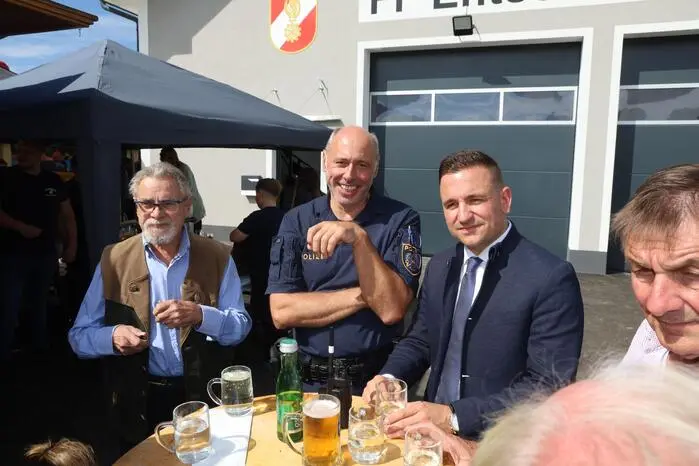 Rund fünf Jahre wurde am Rüsthaus und am Vorplatz gearbeitet. Viele Arbeiten konnten durch Eigenleistungen der Feuerwehrmitglieder umgesetzt werden.