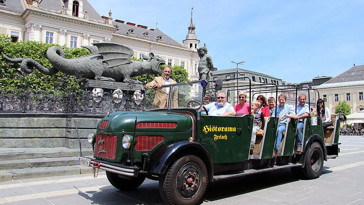Der Oldtimer-Bus ist startklar