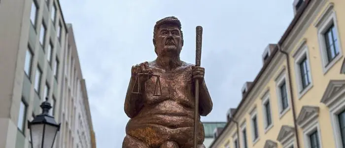 Die Trump-Statue tourte bereits durch mehrere Städte weltweit – hier ist sie in München