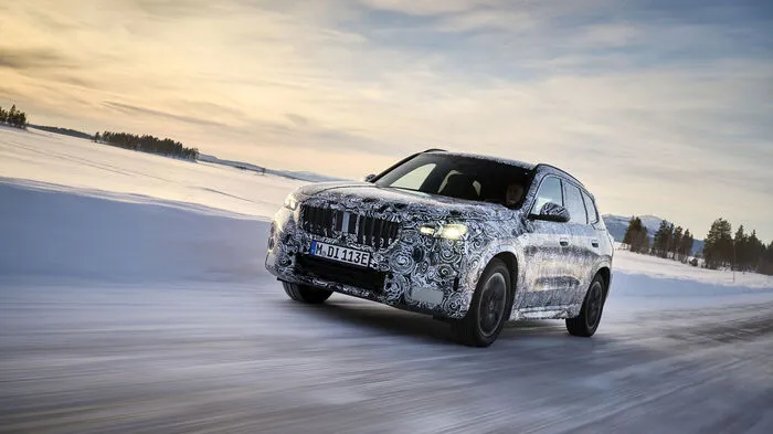 Die Prototypen des BMW X1 bei Wintererprobungen im nordschwedischen Arjeplog